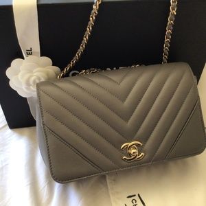 Calfskin Chevron Quilted Statement Flap Grey